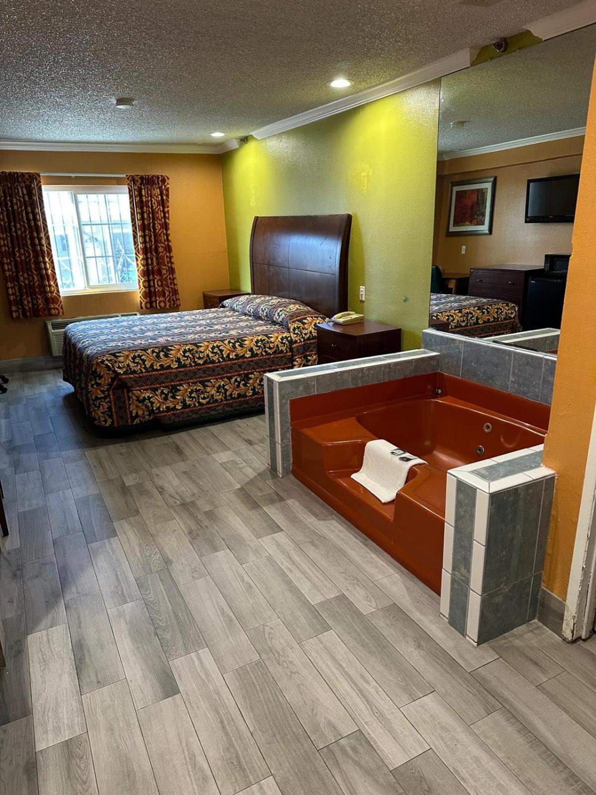 Heritage Inn And Suites Corona Eksteriør bilde