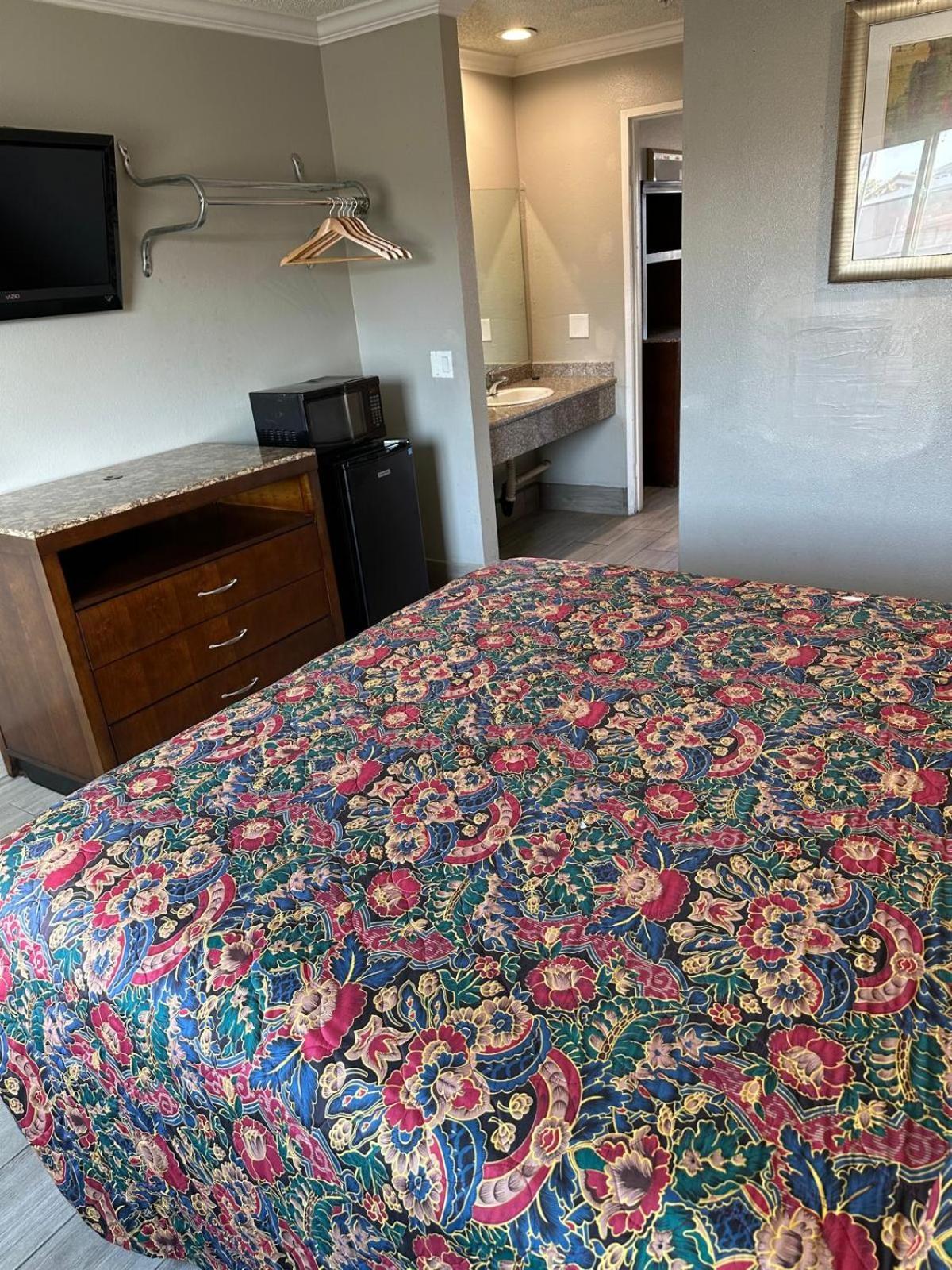 Heritage Inn And Suites Corona Eksteriør bilde