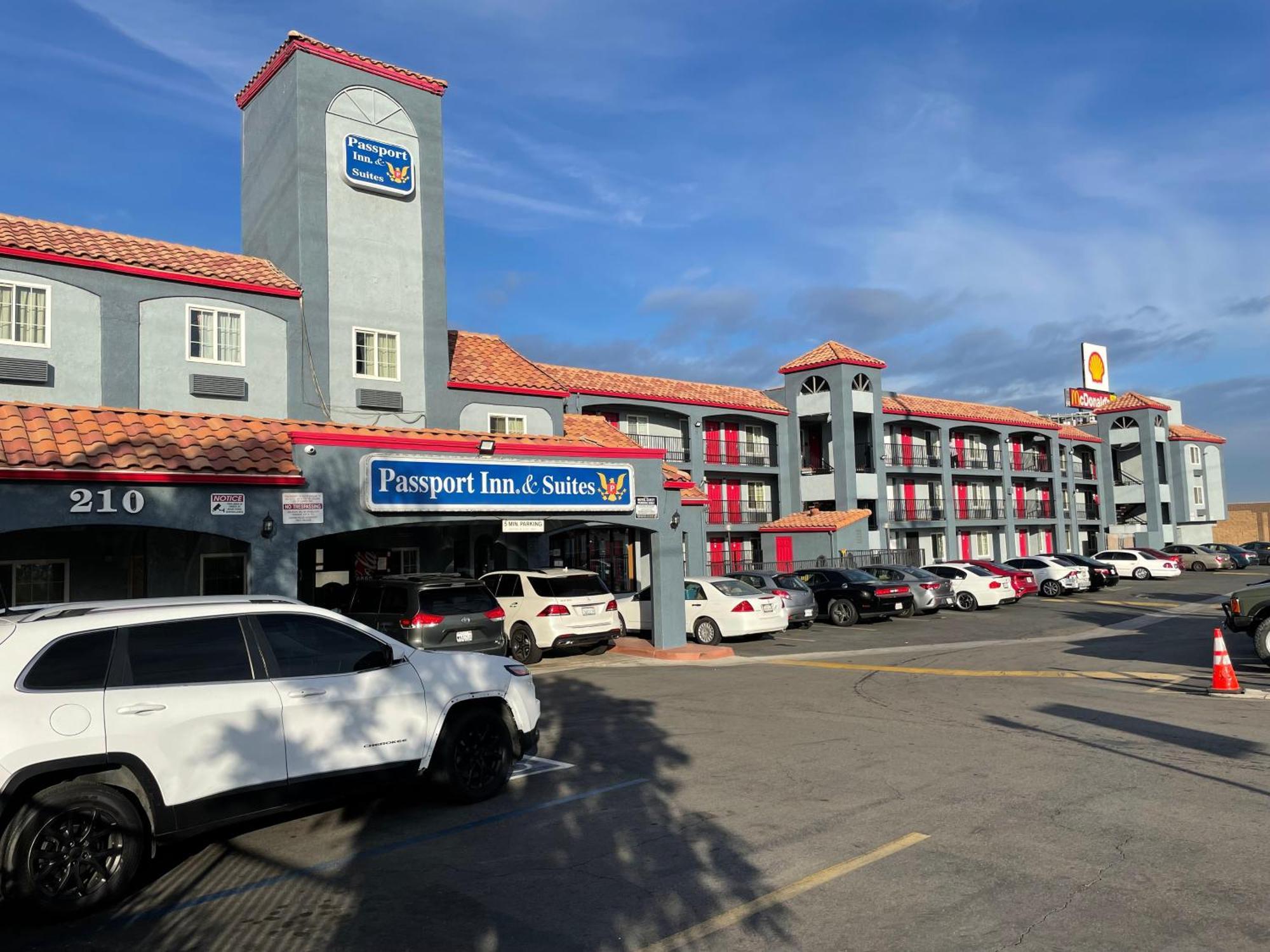 Heritage Inn And Suites Corona Eksteriør bilde