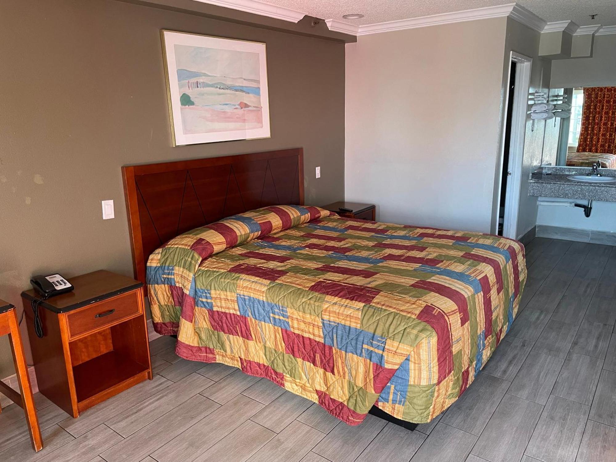 Heritage Inn And Suites Corona Eksteriør bilde